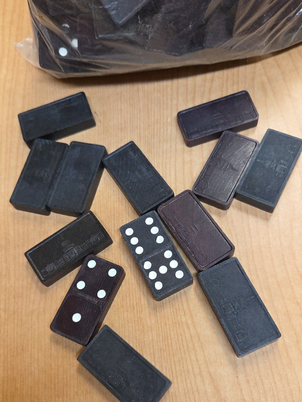 Dominoes Lot Of 134 Capitol Building